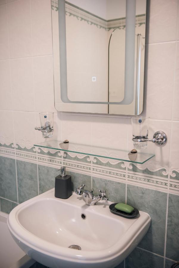 Apartamento Anavrin apartman- csendes lakás a belváros közepén Pécs Exterior foto