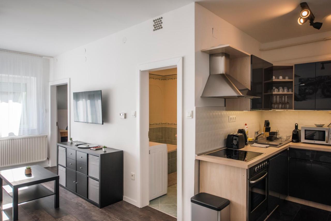 Apartamento Anavrin apartman- csendes lakás a belváros közepén Pécs Exterior foto