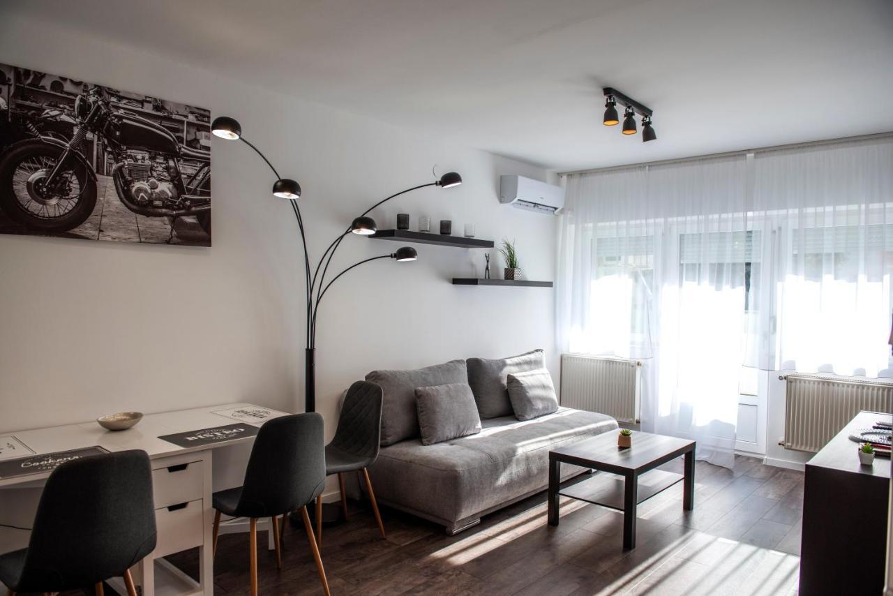 Apartamento Anavrin apartman- csendes lakás a belváros közepén Pécs Exterior foto